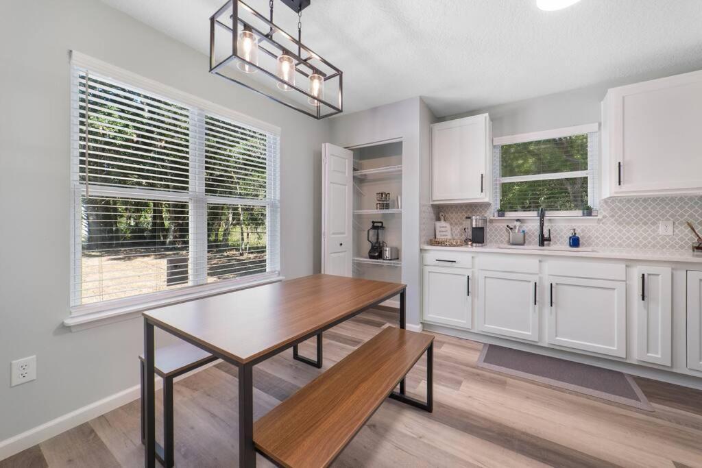 New Modern Bungalow Close To Downtown! Fully Fenced Yard St. Augustine Extérieur photo