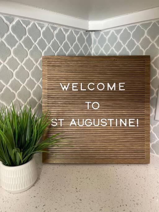 New Modern Bungalow Close To Downtown! Fully Fenced Yard St. Augustine Extérieur photo
